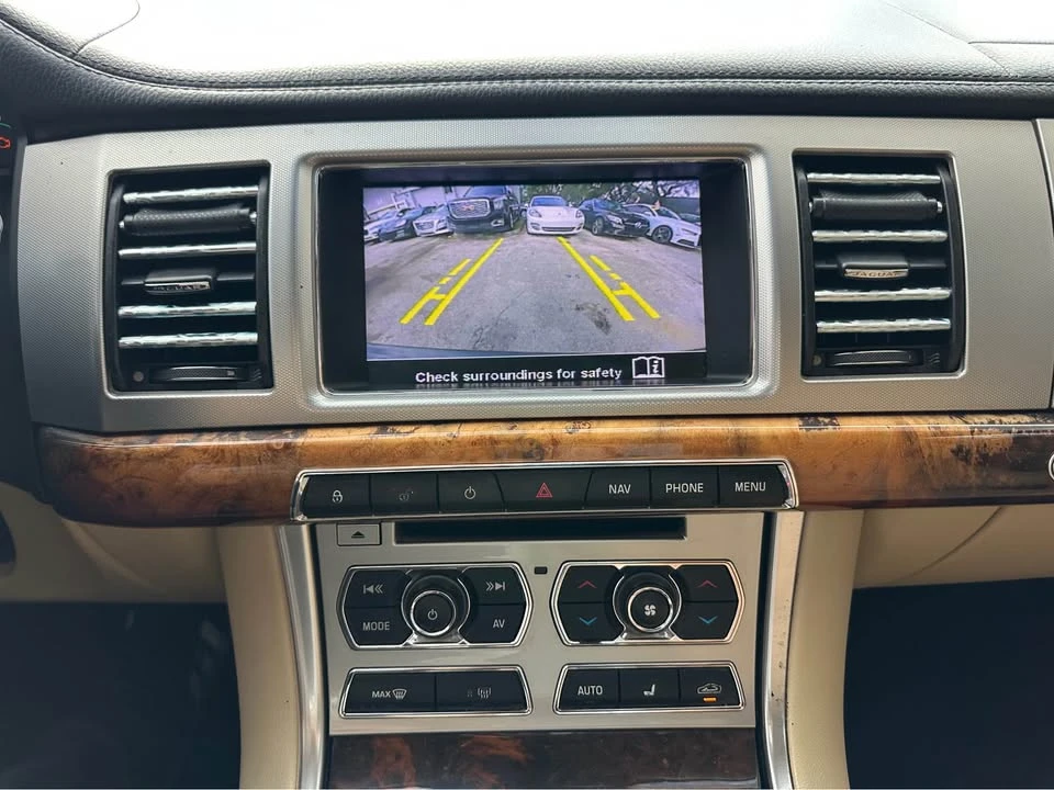 2015 Jaguar X250 XF - Image 16 of 20