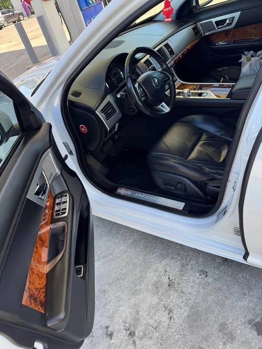 2015 Jaguar X250 XF - Image 8 of 14