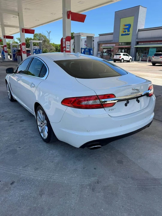 2015 Jaguar X250 XF - Image 3 of 14