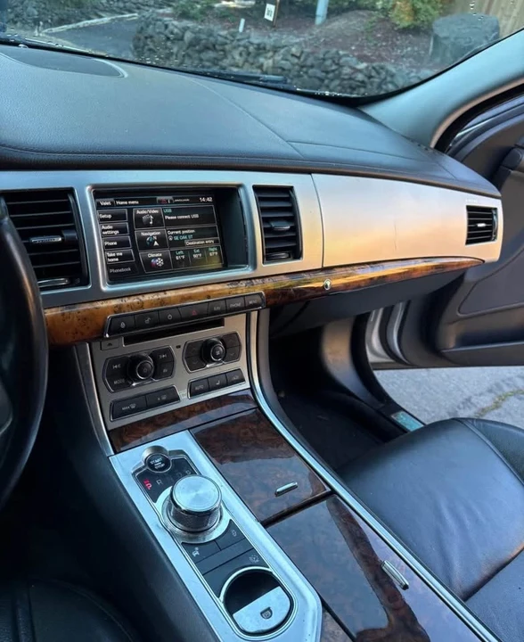2015 Jaguar X250 XF - Image 9 of 11