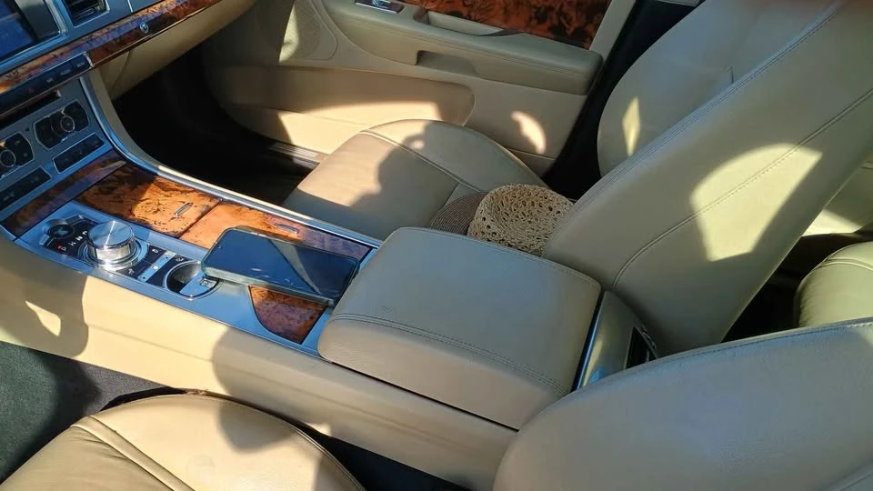 2015 Jaguar X250 XF - Image 6 of 10
