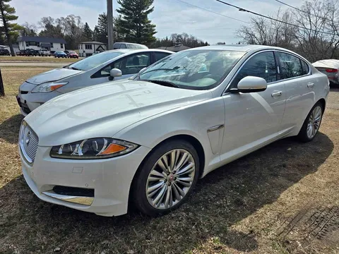 2015 Jaguar XF Sedan