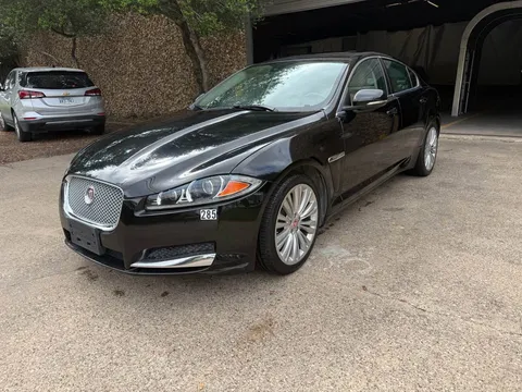 2015 Jaguar XF Sedan