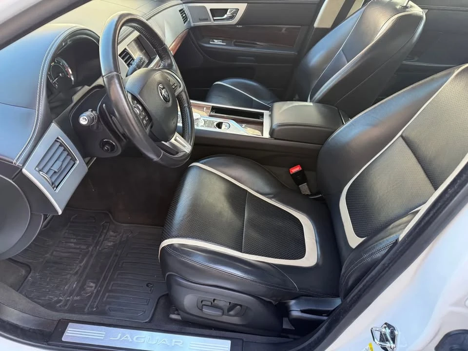 2015 Jaguar X250 XF - Image 9 of 18