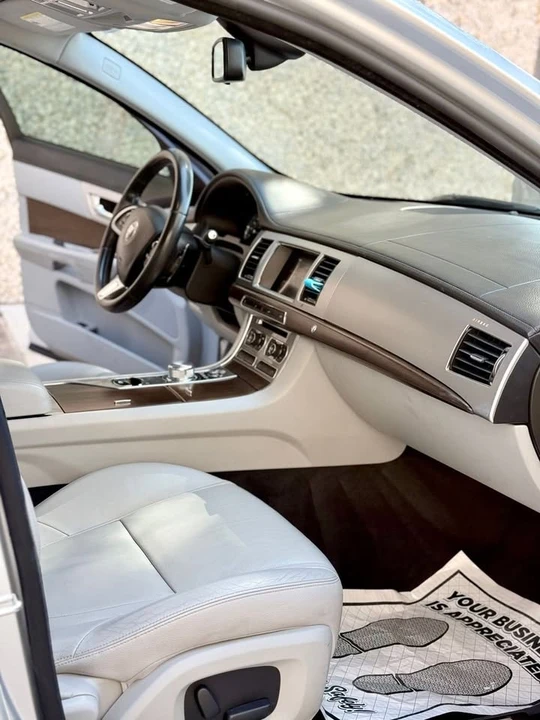 2015 Jaguar X250 XF - Image 11 of 13