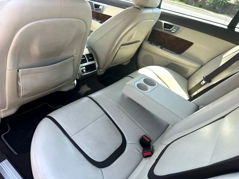 2015 Jaguar X250 XF - Image 9 of 10