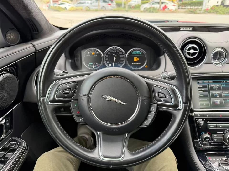 2015 Jaguar X351 XJ - Image 15 of 19
