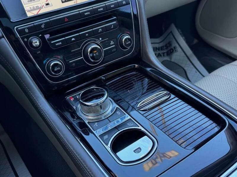 2015 Jaguar X351 XJ - Image 15 of 15