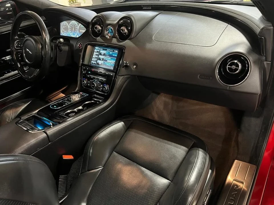 2015 Jaguar X351 XJ - Image 9 of 18