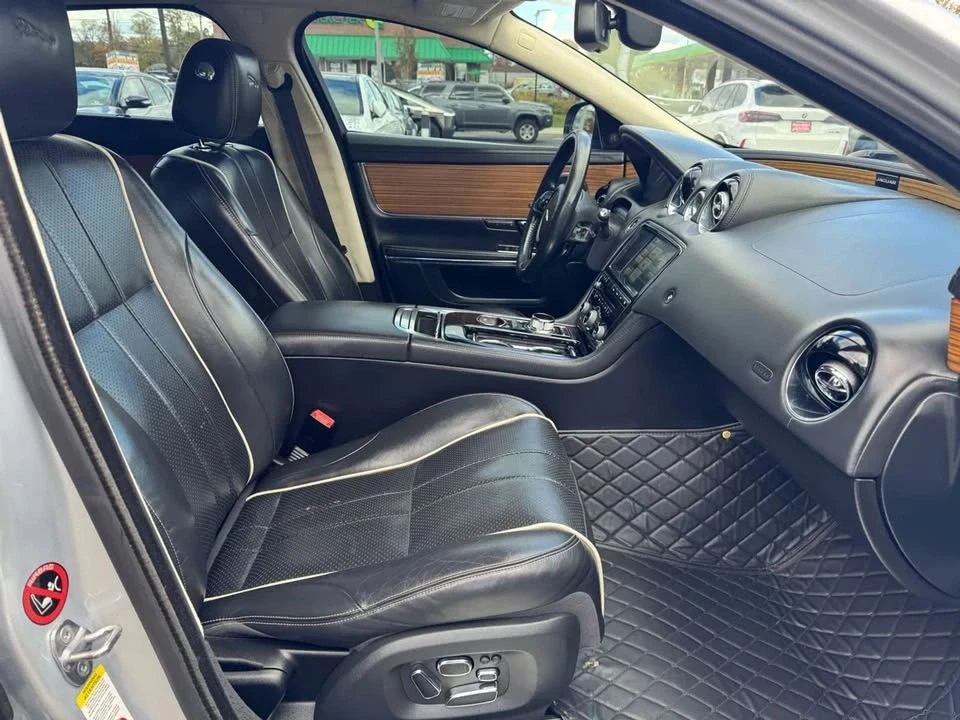 2015 Jaguar X351 XJ - Image 14 of 20