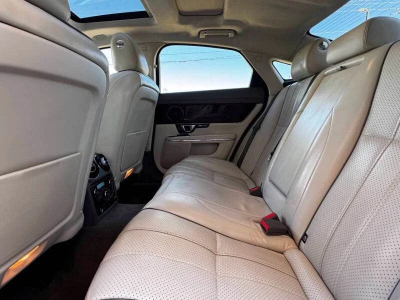 2015 Jaguar X351 XJ - Image 8 of 15