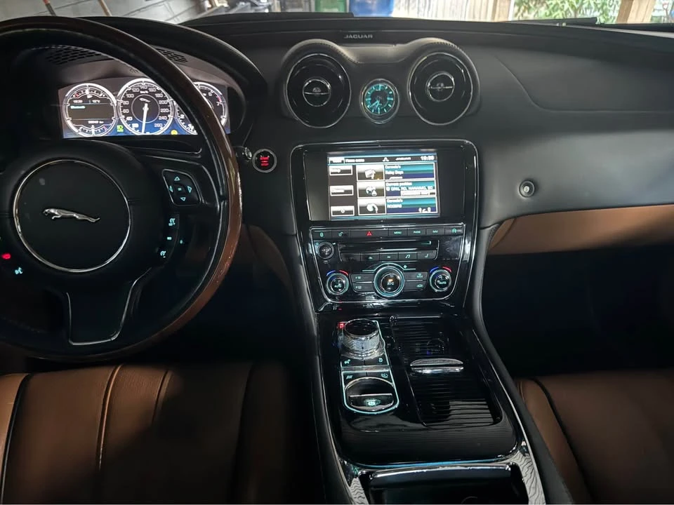 2015 Jaguar X351 XJ - Image 5 of 5