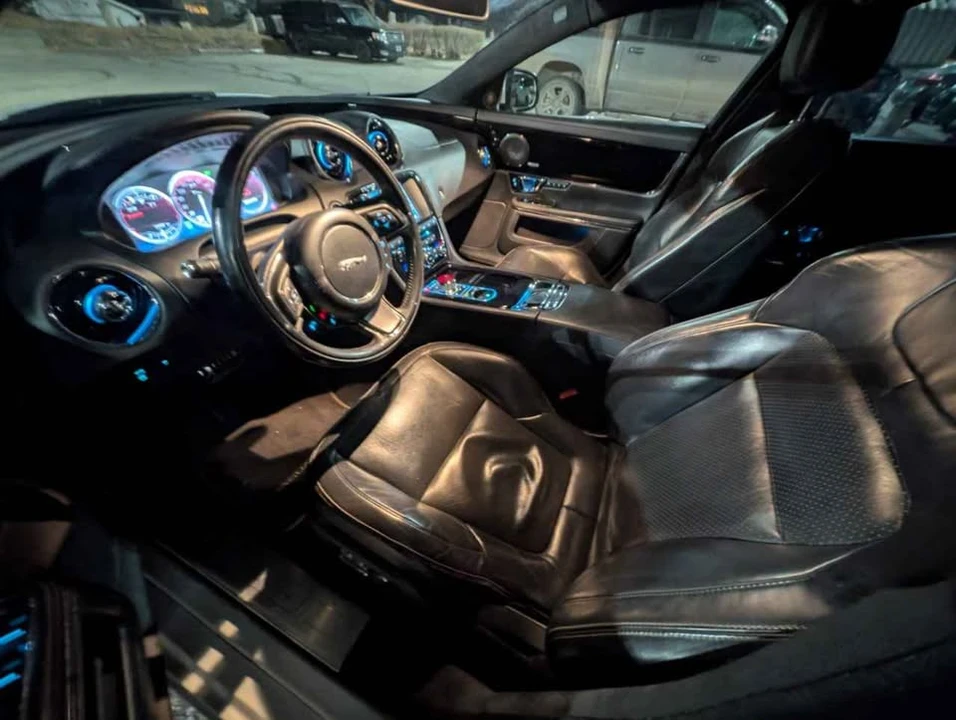 2015 Jaguar X351 XJ - Image 4 of 5