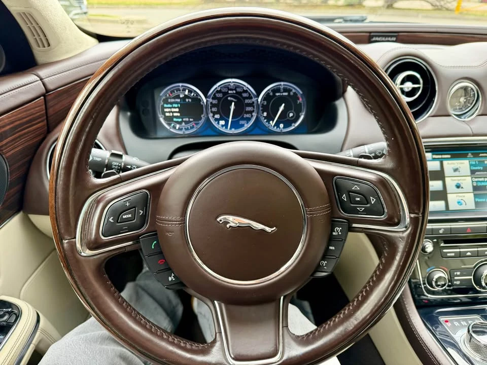 2015 Jaguar X351 XJ - Image 10 of 13