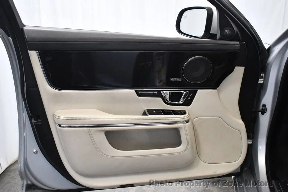 2015 Jaguar X351 XJ - Image 7 of 20