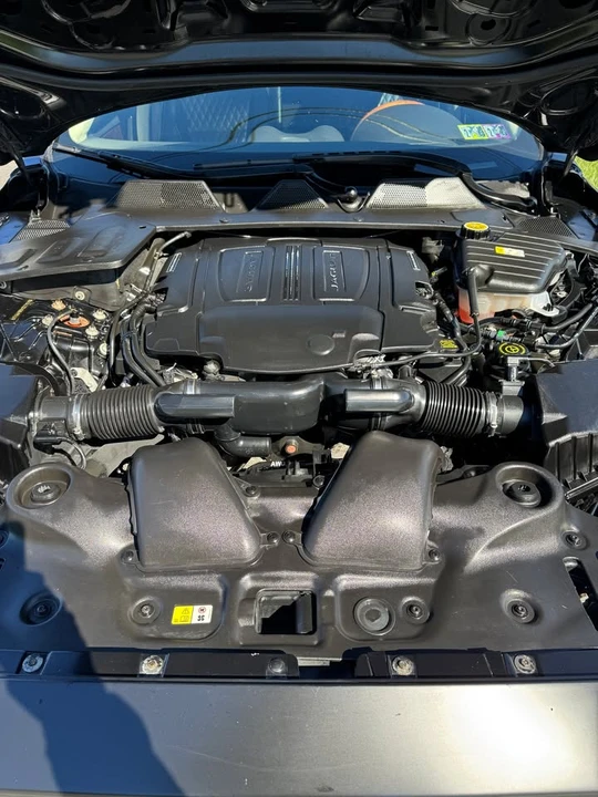 2015 Jaguar X351 XJ - Image 4 of 20