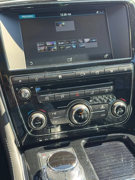 2015 Jaguar X351 XJ - Image 18 of 20