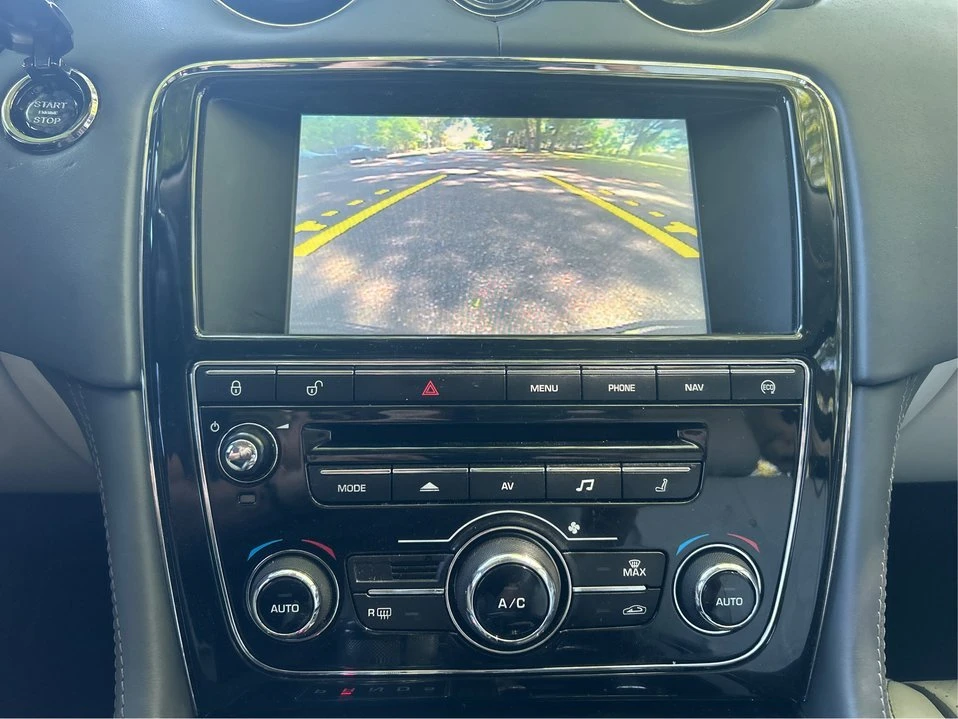 2015 Jaguar X351 XJ - Image 16 of 20