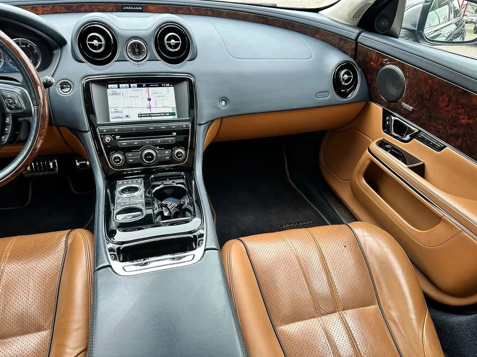 2015 Jaguar X351 XJ - Image 14 of 20