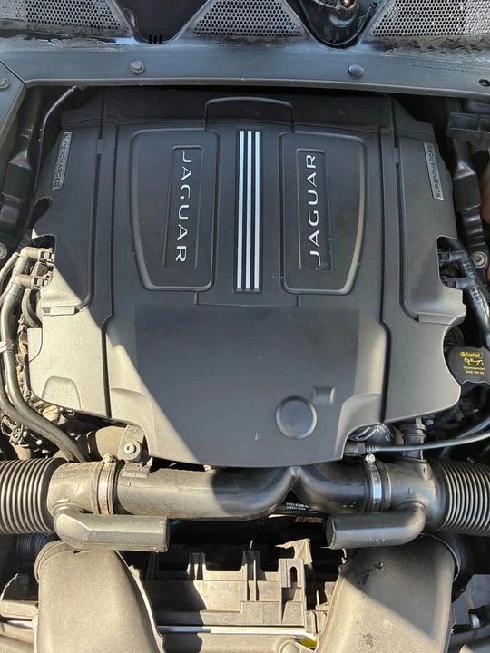 2015 Jaguar X351 XJ - Image 15 of 17
