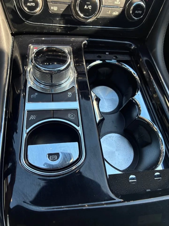 2015 Jaguar X351 XJ - Image 13 of 17