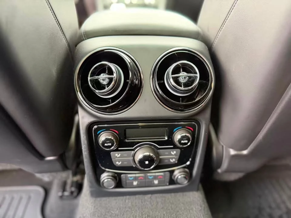 2015 Jaguar X351 XJ - Image 9 of 18