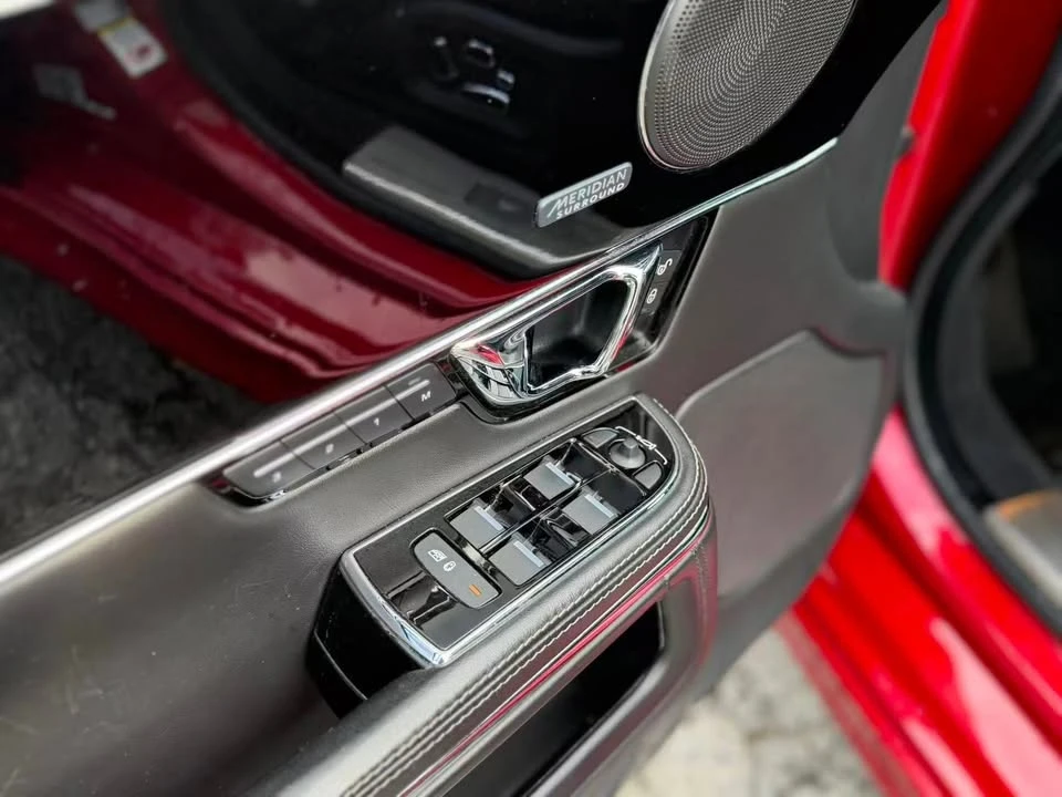 2015 Jaguar X351 XJ - Image 15 of 17