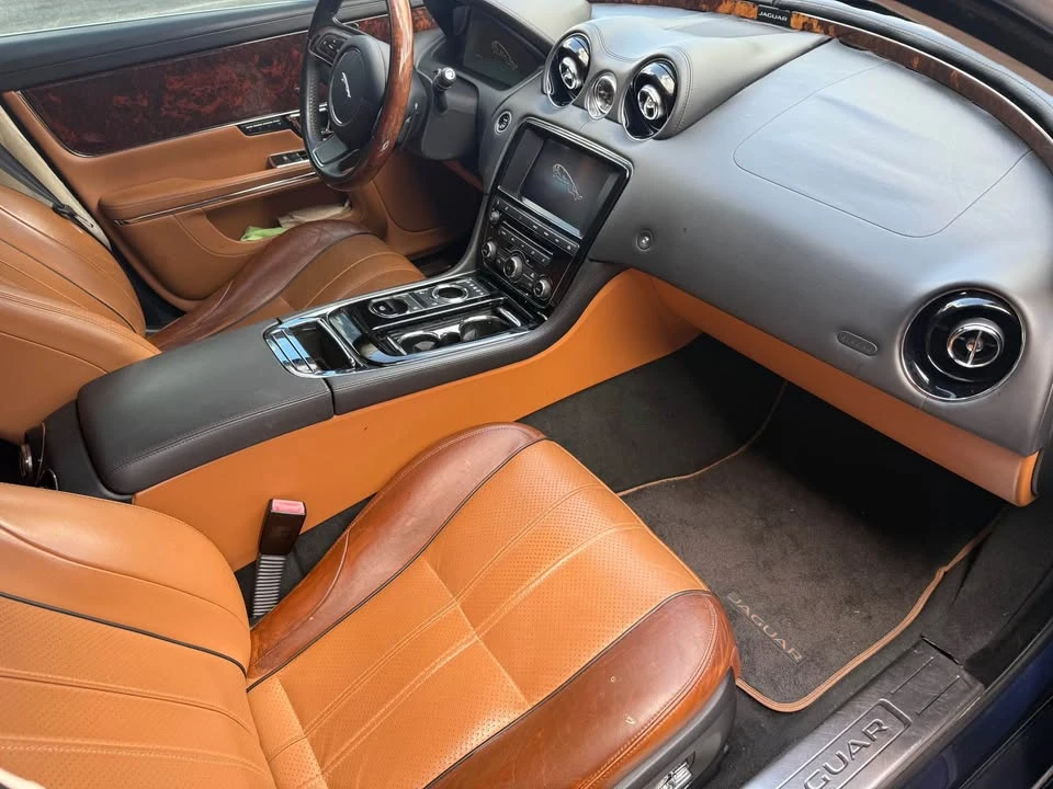 2015 Jaguar X351 XJ - Image 6 of 15
