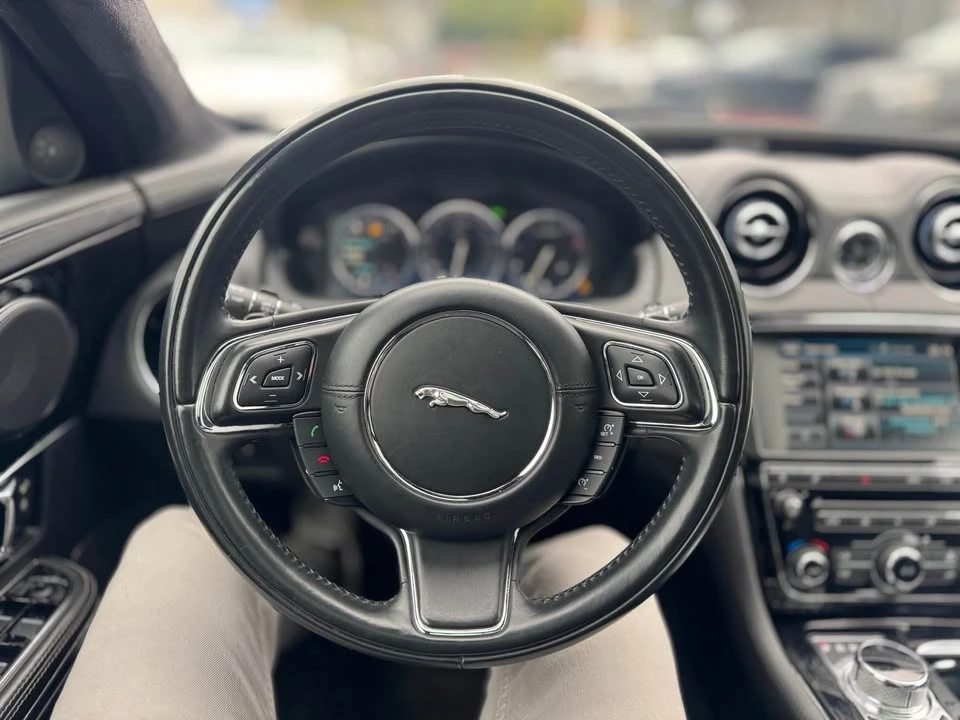 2015 Jaguar X351 XJ - Image 13 of 18