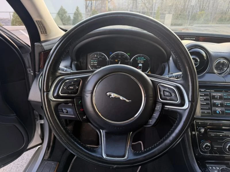 2015 Jaguar X351 XJ - Image 16 of 20