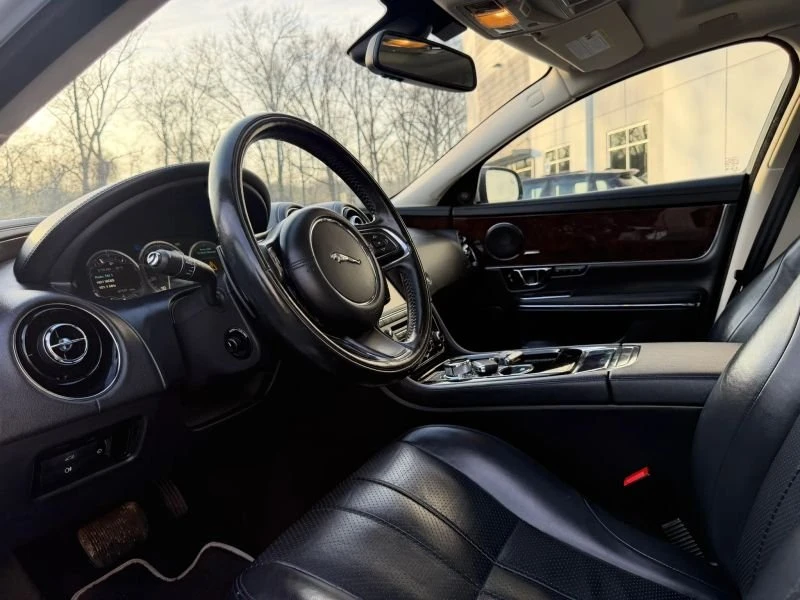 2015 Jaguar X351 XJ - Image 9 of 20