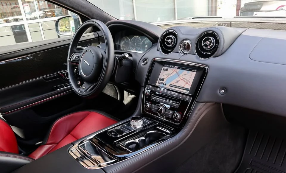 2015 Jaguar X351 XJR - Image 8 of 11