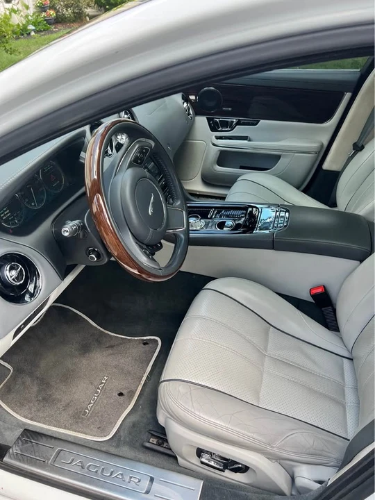 2015 Jaguar X351 XJ - Image 9 of 11
