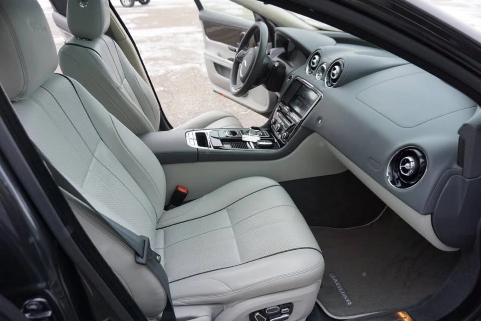 2015 Jaguar X351 XJ - Image 13 of 20