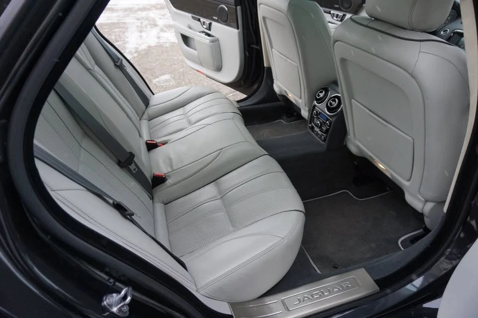 2015 Jaguar X351 XJ - Image 14 of 20