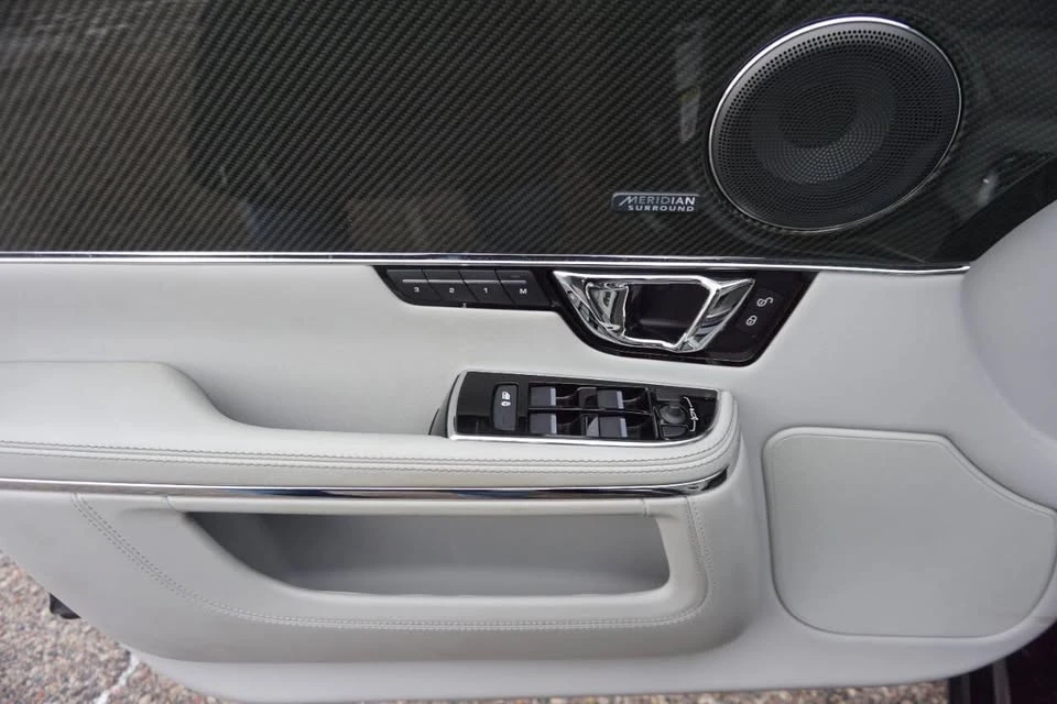 2015 Jaguar X351 XJ - Image 10 of 20