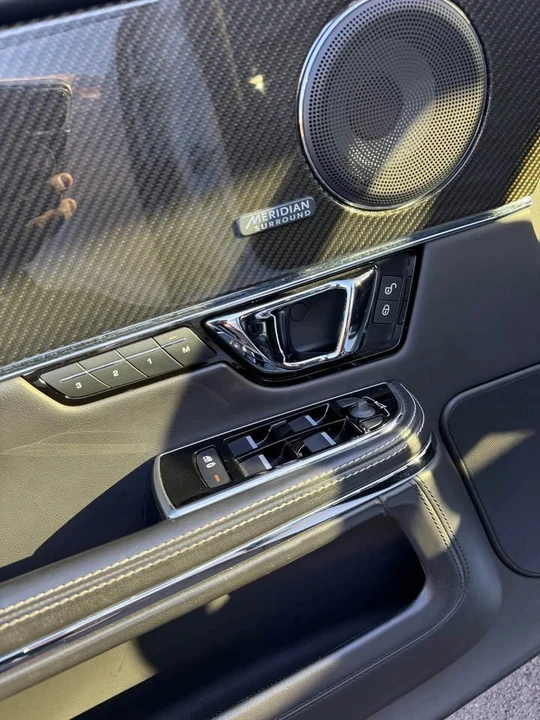 2015 Jaguar X351 XJ - Image 11 of 18