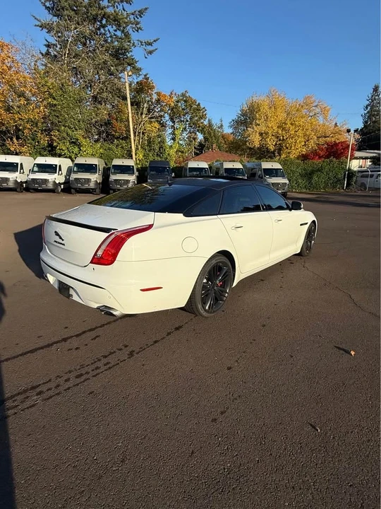 2015 Jaguar X351 XJ - Image 3 of 18