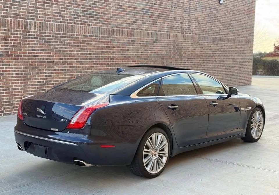 2015 Jaguar X351 XJ - Image 4 of 10