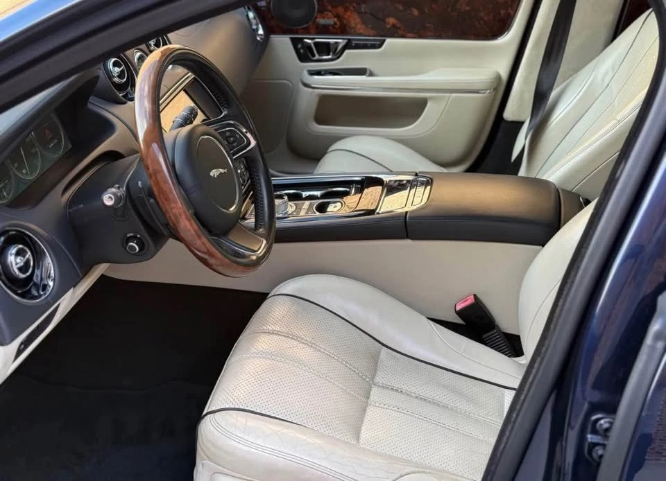 2015 Jaguar X351 XJ - Image 5 of 10