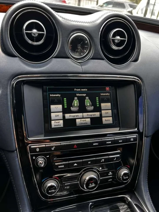 2015 Jaguar X351 XJ - Image 10 of 20