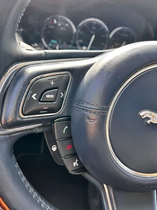 2015 Jaguar X351 XJ - Image 14 of 20