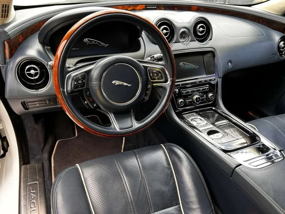 2015 Jaguar X351 XJ - Image 6 of 20