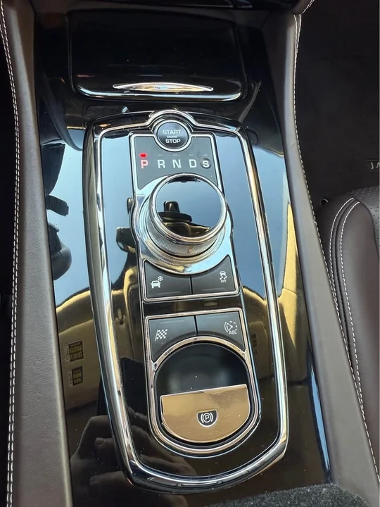 2015 Jaguar X150 XK - Image 14 of 19