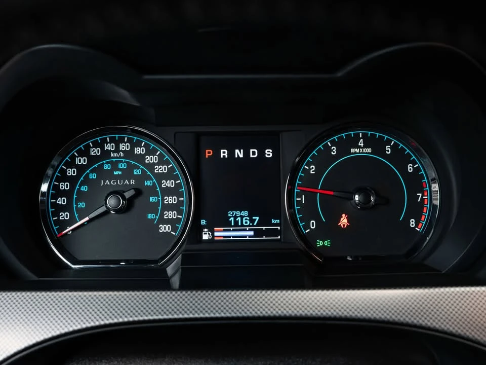 2015 Jaguar X150 XKR - Image 5 of 6