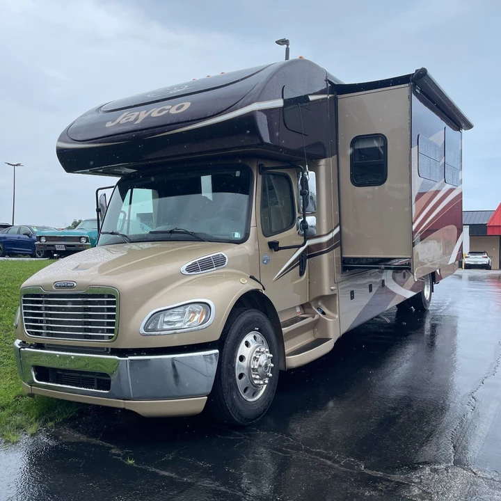 2015 Jayco - Image 3 of 31