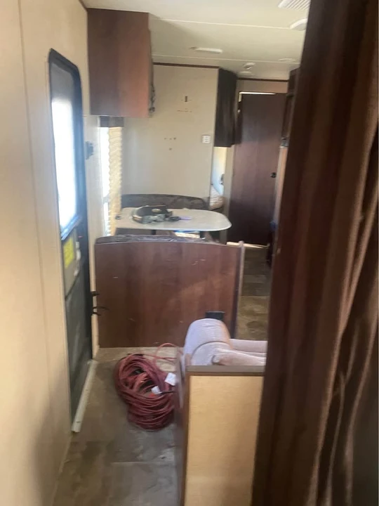 2015 Jayco - Image 5 of 20