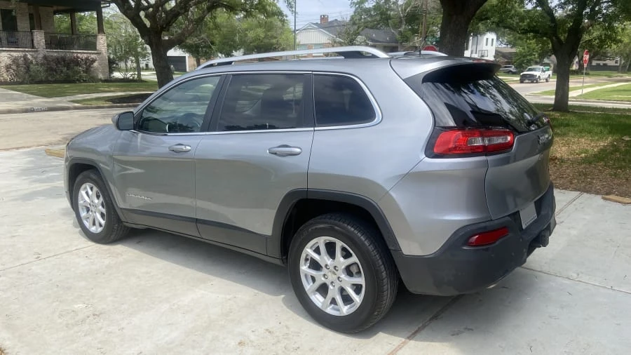 2015 Jeep KL Cherokee - Image 2 of 15