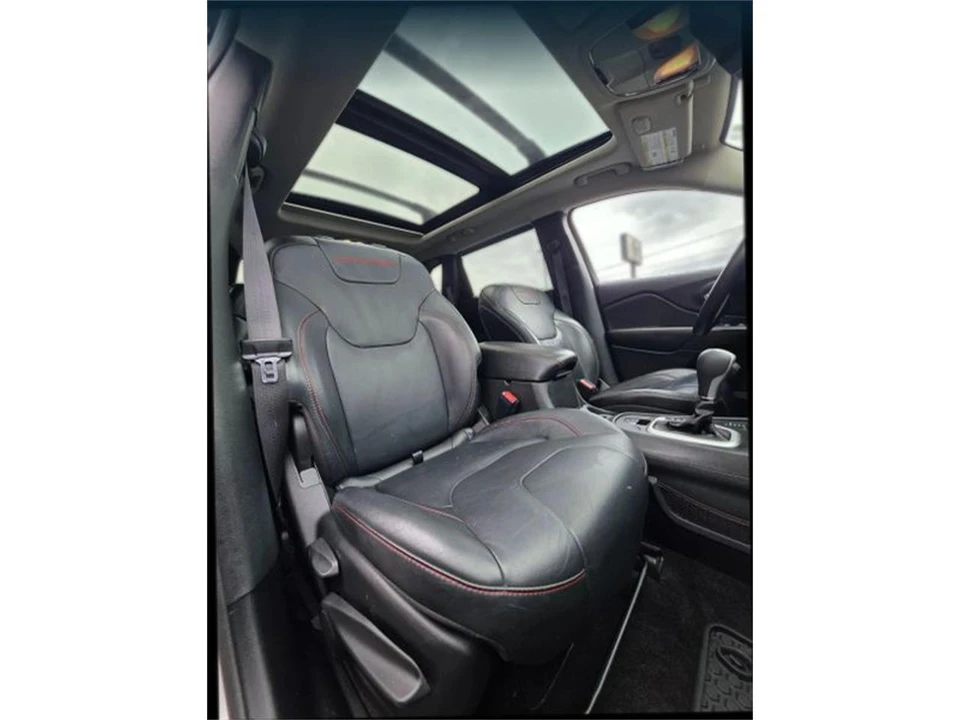 2015 Jeep KL Cherokee - Image 18 of 20