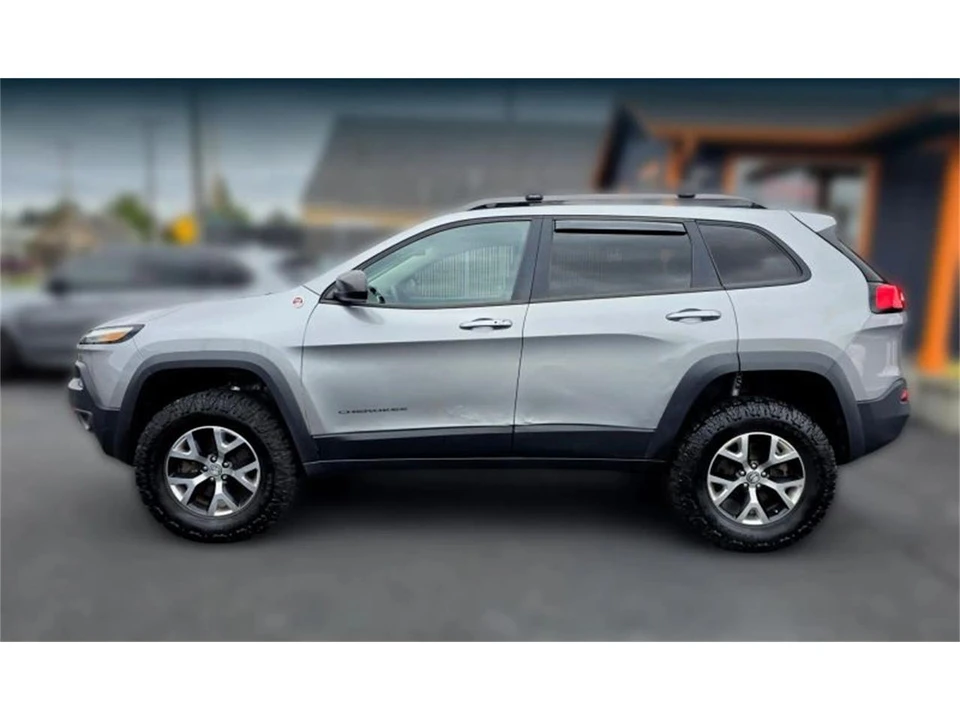 2015 Jeep KL Cherokee - Image 2 of 20
